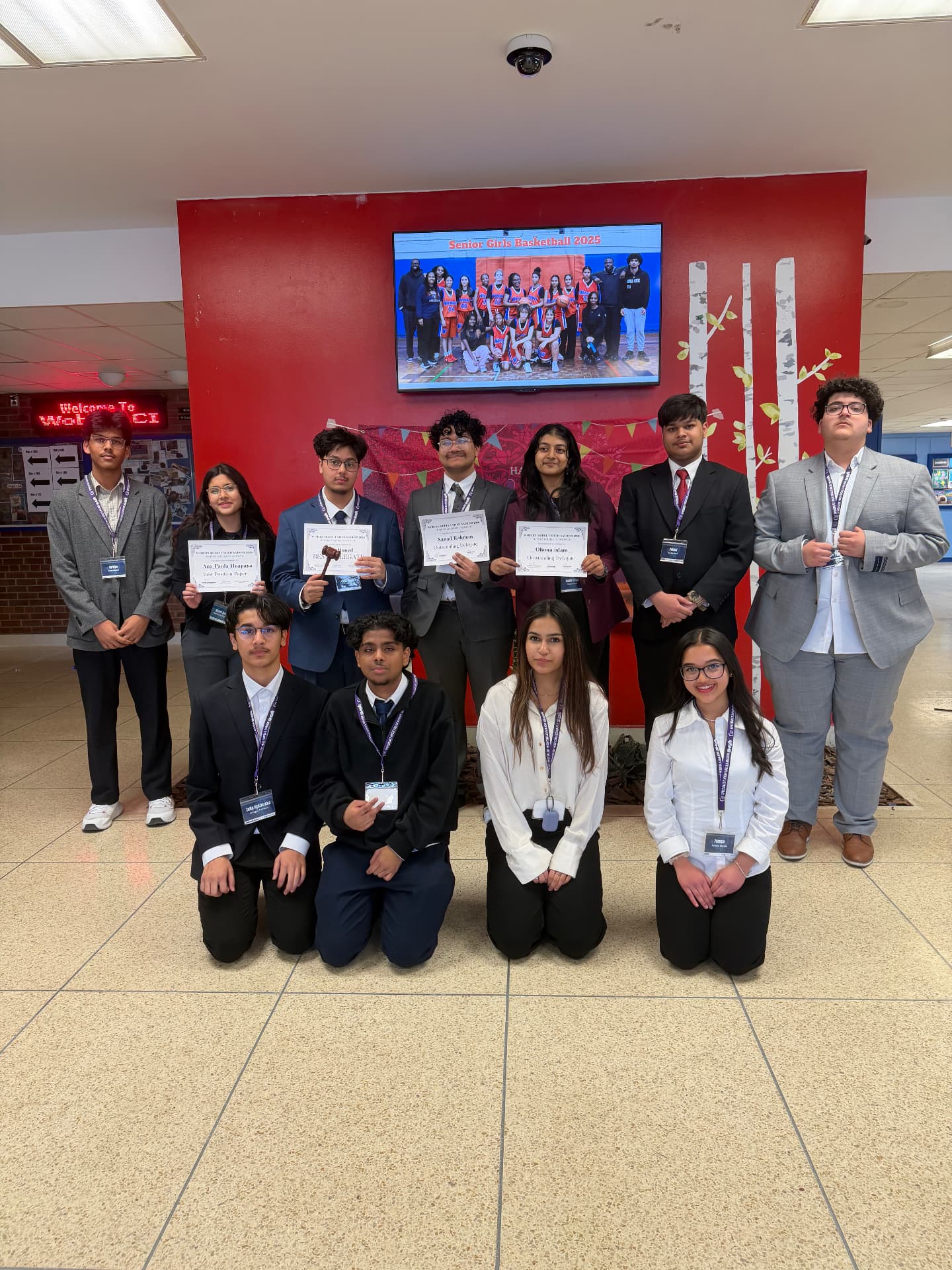 Woburn MUN delegation with certificates